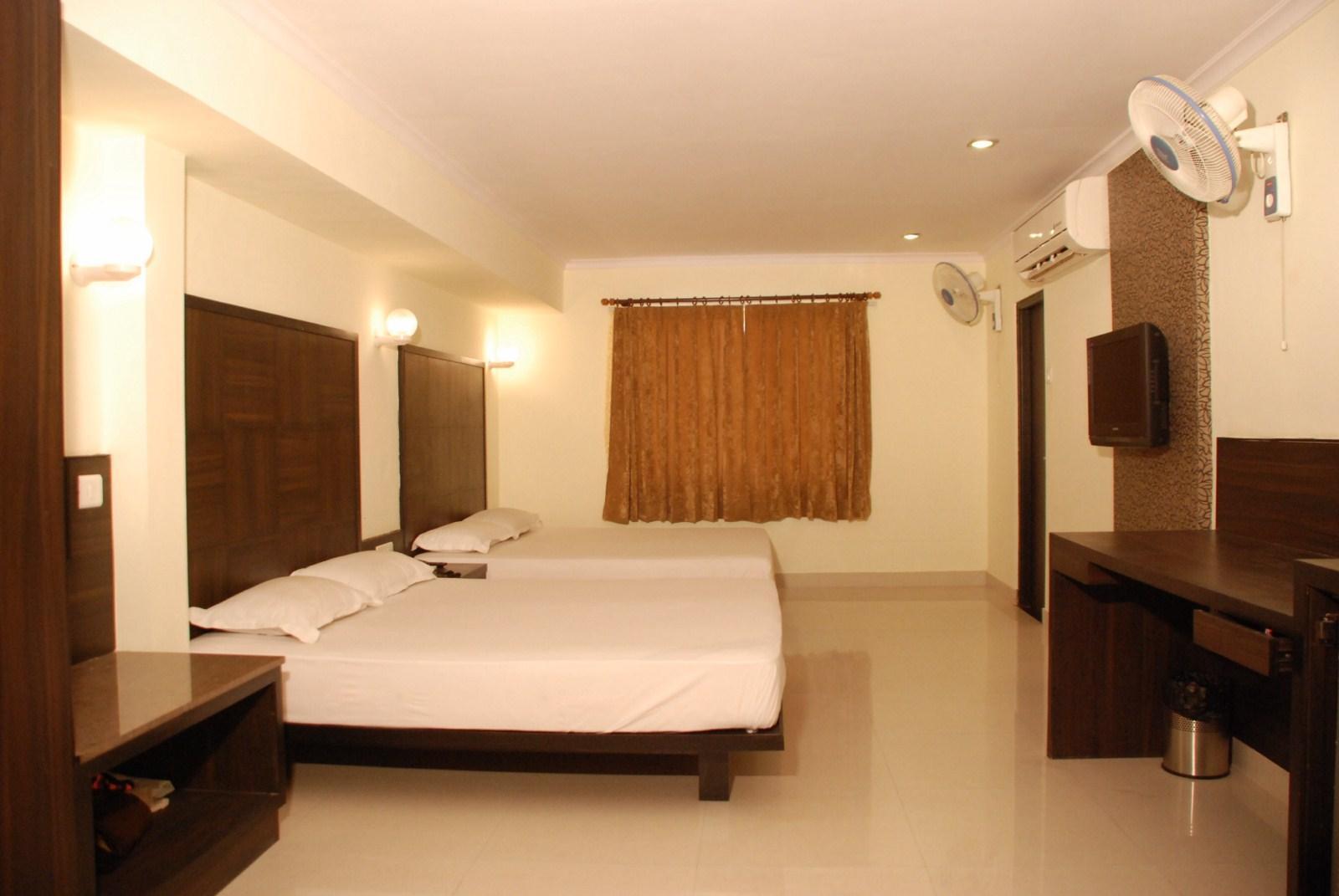 Hotel Ratnawali - A Vegetarian Heritage