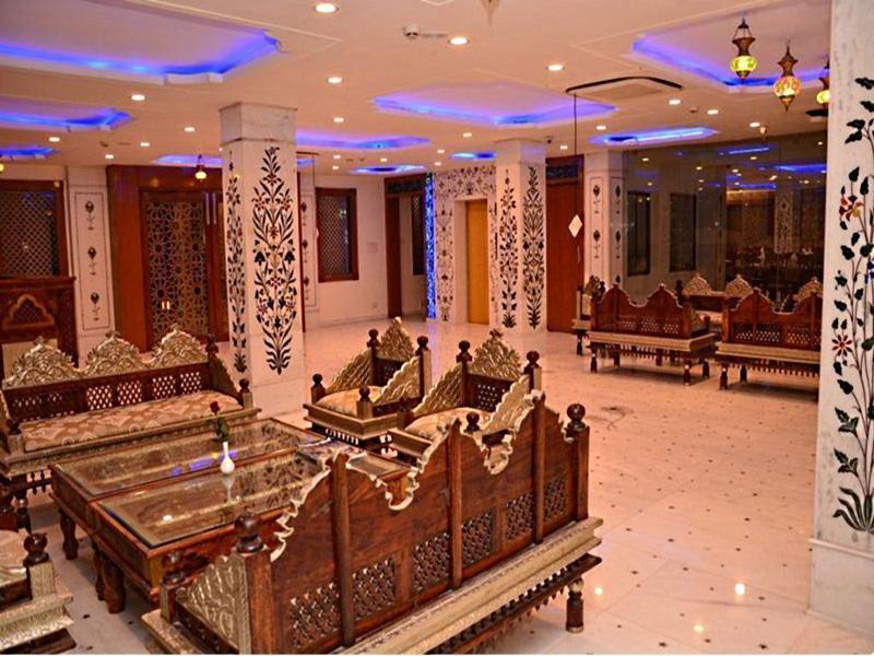 Hotel The Jal Mahal 4*