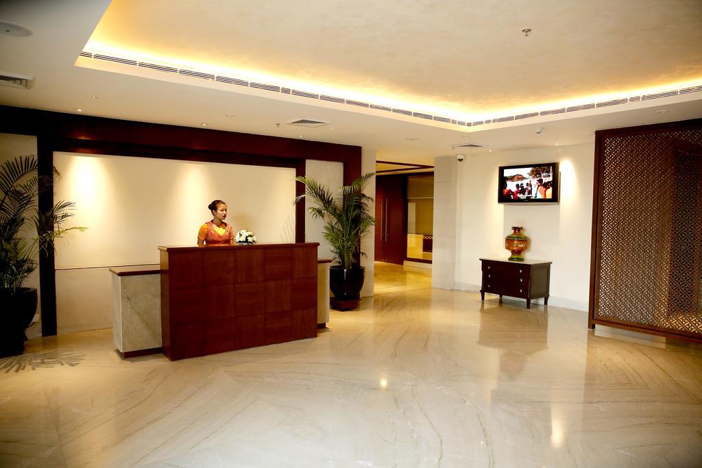 Hotel The Lalit Traveller- Airport Jaipur