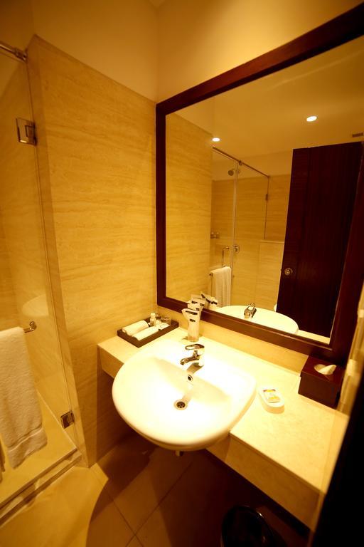 The Lalit Traveller- Airport 3* Jaipur