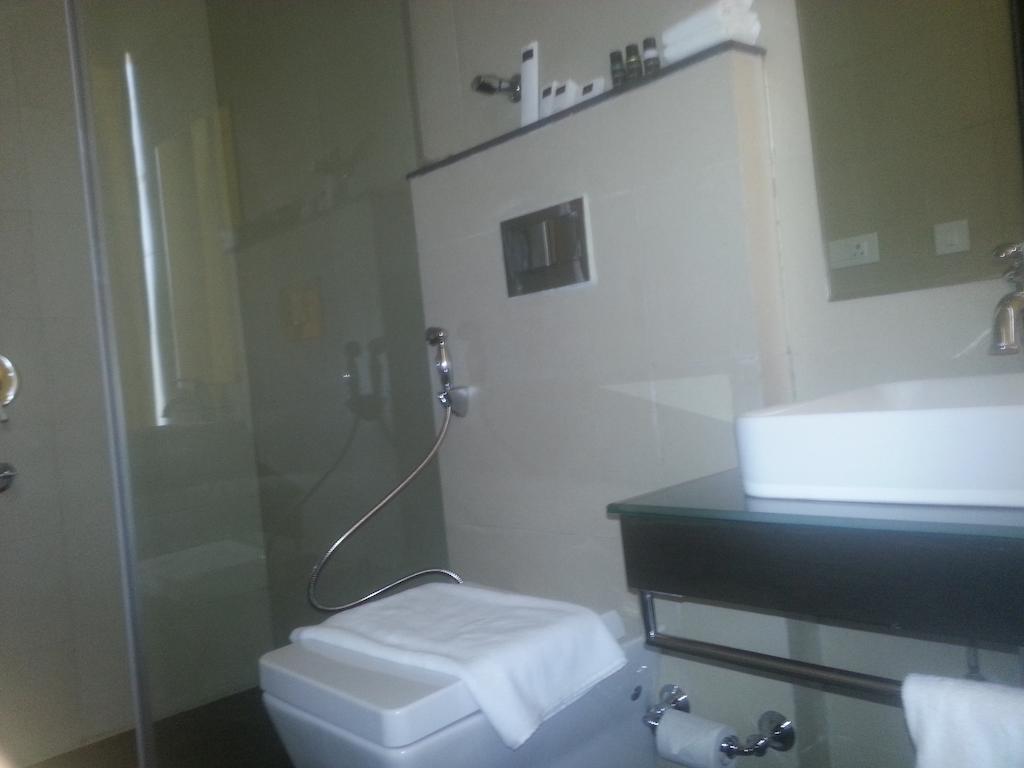 Golden Oak Hotel