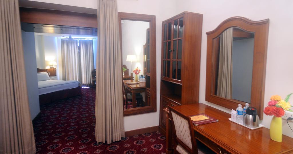 Hotel Palace 2*
