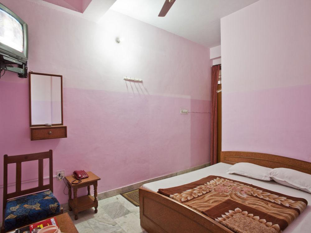 Hotel Ganga Kripa 2*
