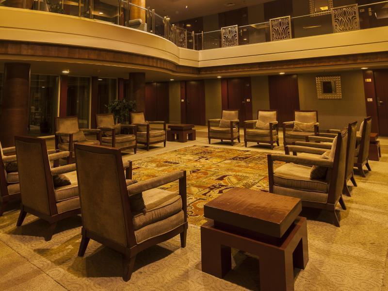 Vesta International 4*