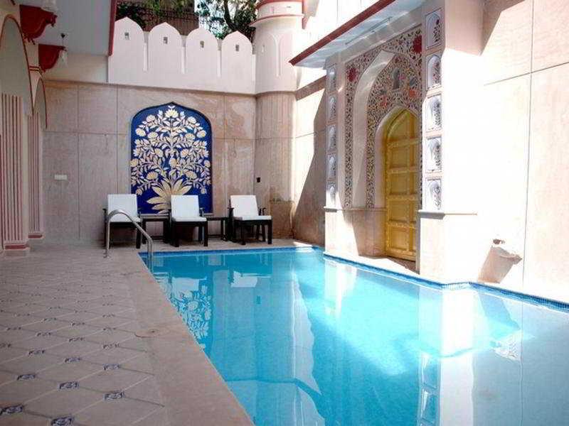 Hotel Umaid Mahal - A Heritage Style Boutique Jaipur