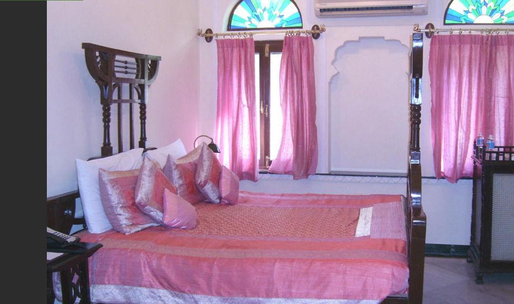 Shahpura House 5*