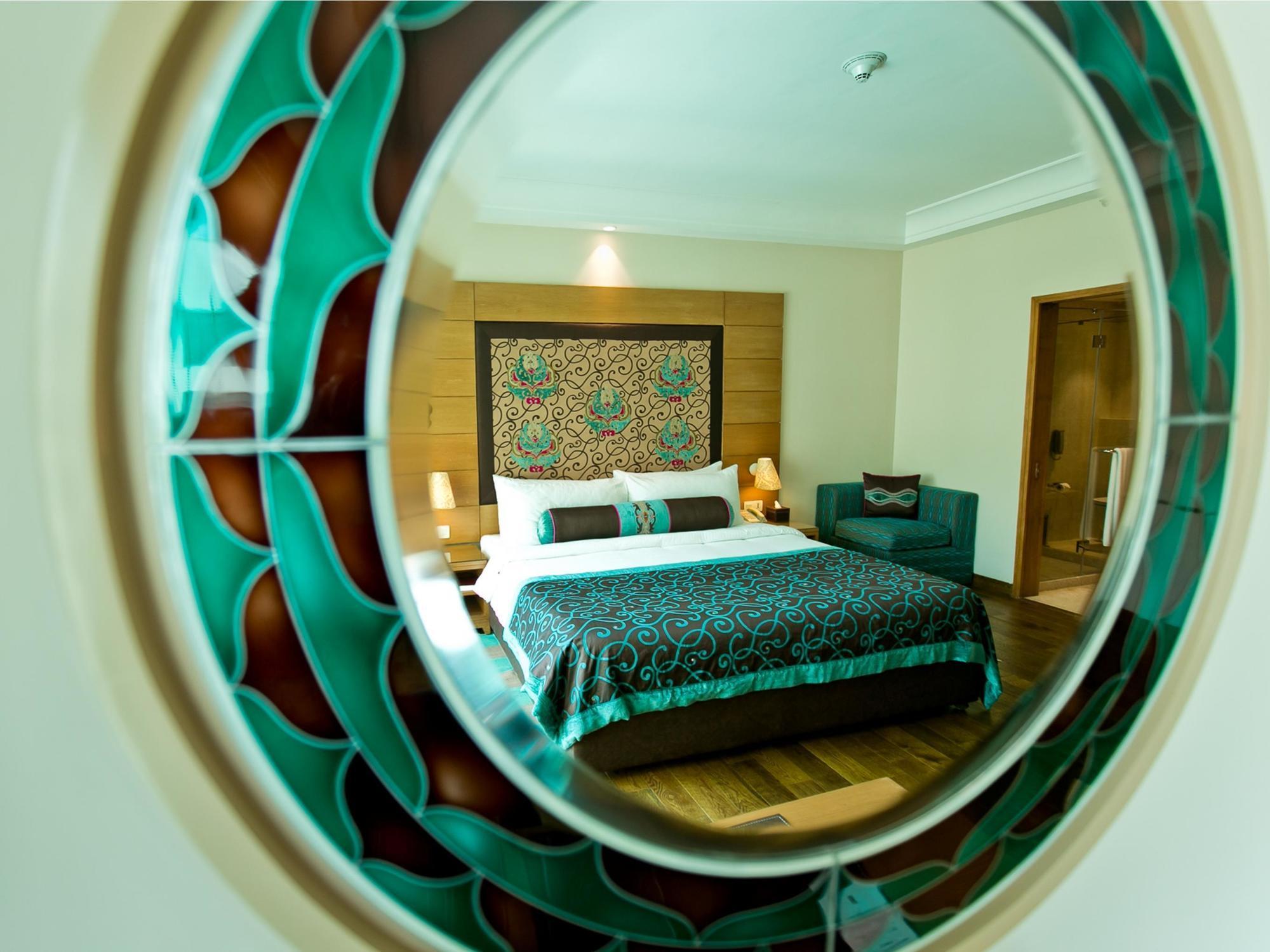 The Lalit Hotel 5*