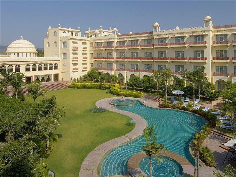 Hotel Le Meridien &