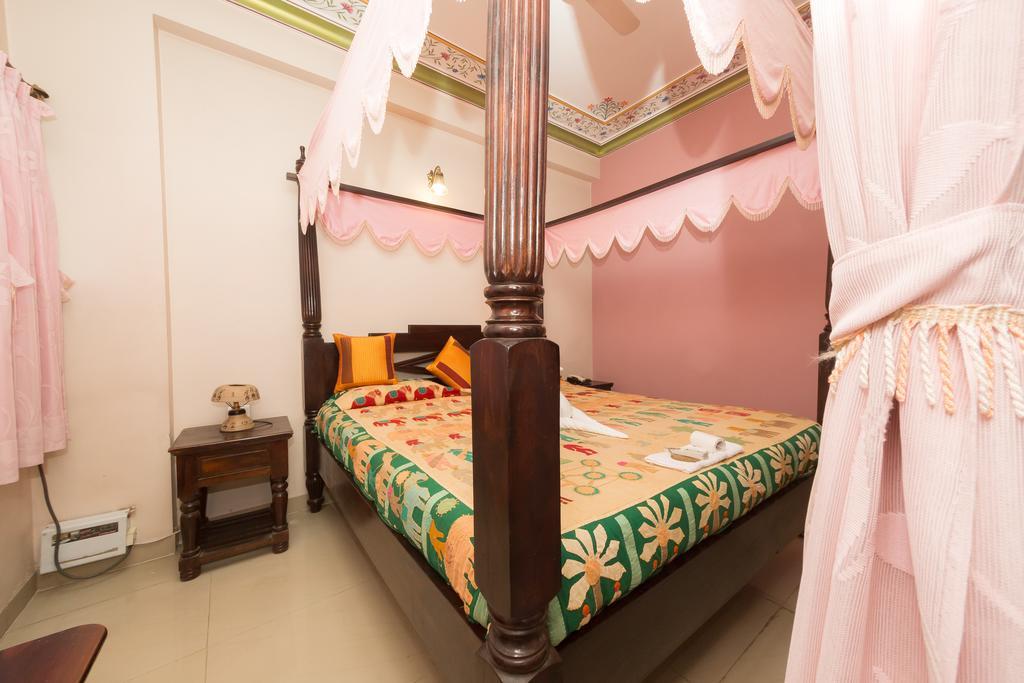Moon Light Palace Hotel 3*