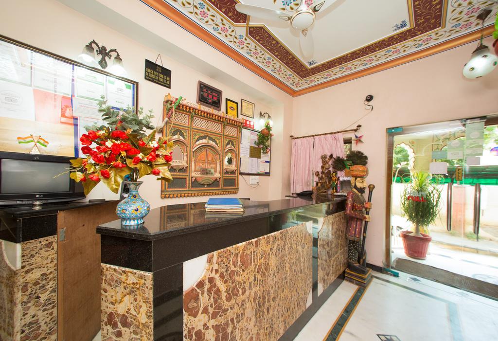 Moon Light Palace Hotel
