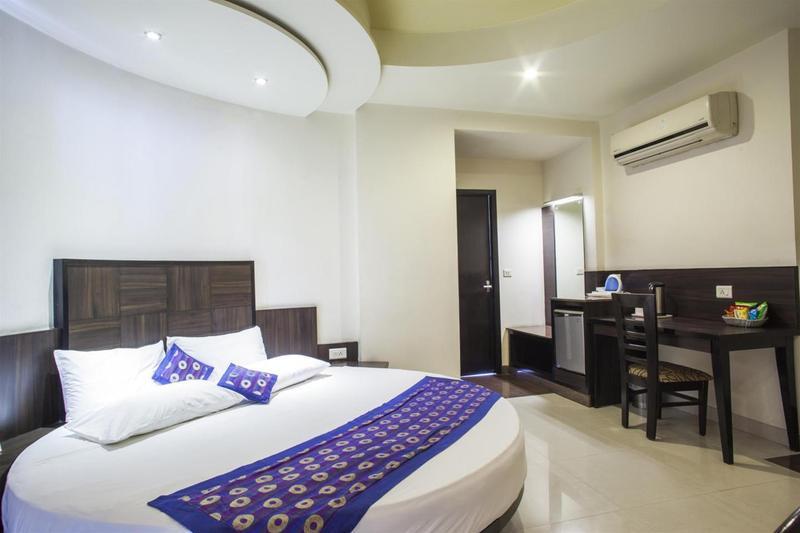 Hotel Ratnawali - A Vegetarian Heritage