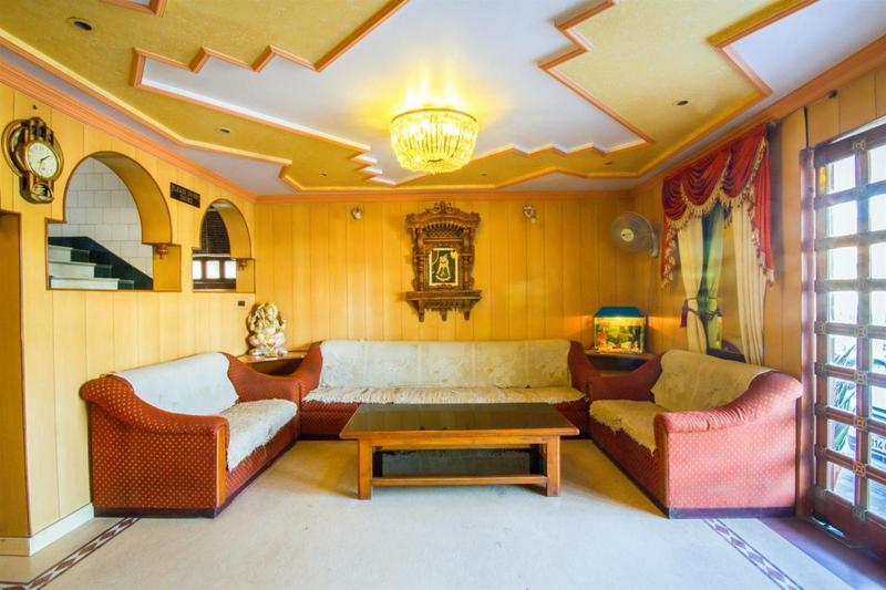Kohinoor Hotel 2*