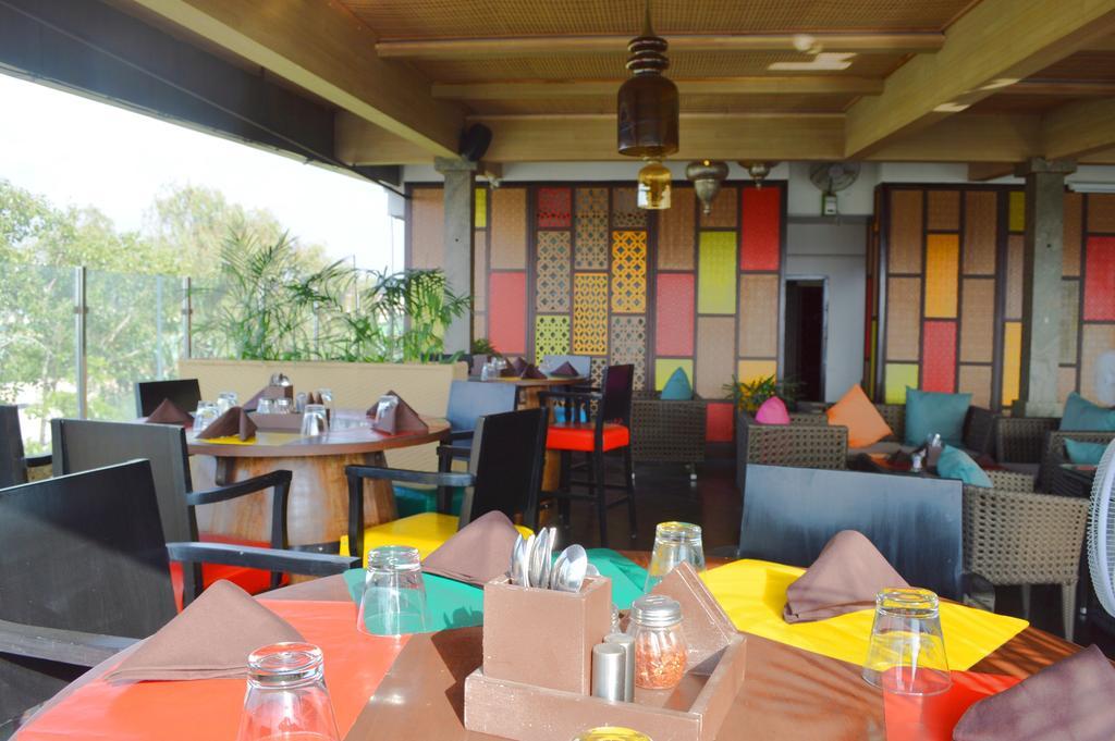 Hotel Fabhotel Resolute Gopalpura 3*