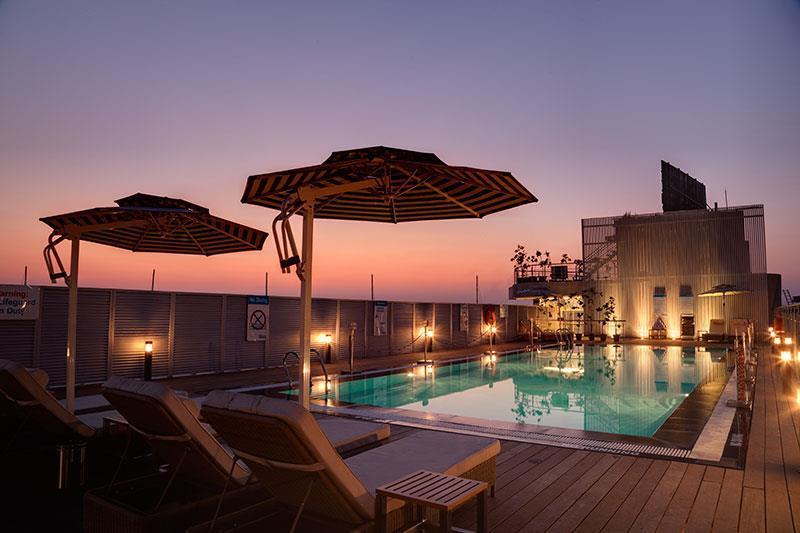 Sunday Hotel