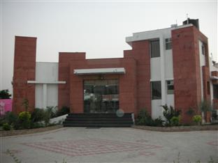 Shivam Resort And Hotel