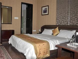 Oyo 2206 Rajawat Manor