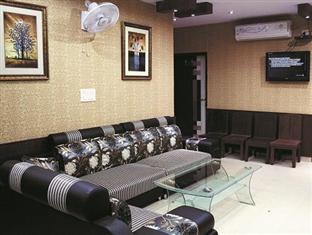 Oyo 2206 Rajawat Manor Hotel 3*