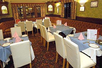 Hotel Fabhotel Polovictory Palace