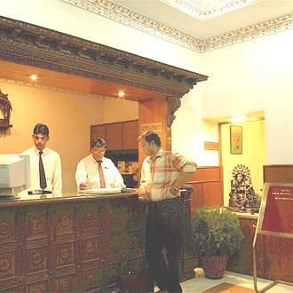 Fabhotel Polovictory Palace
