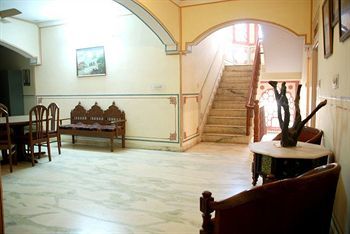 Sajjan Niwas Hotel 3*
