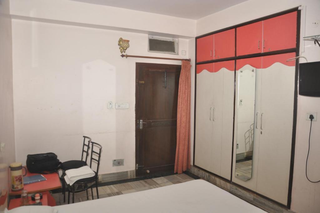 Aapnni Hotel 3* Jaipur