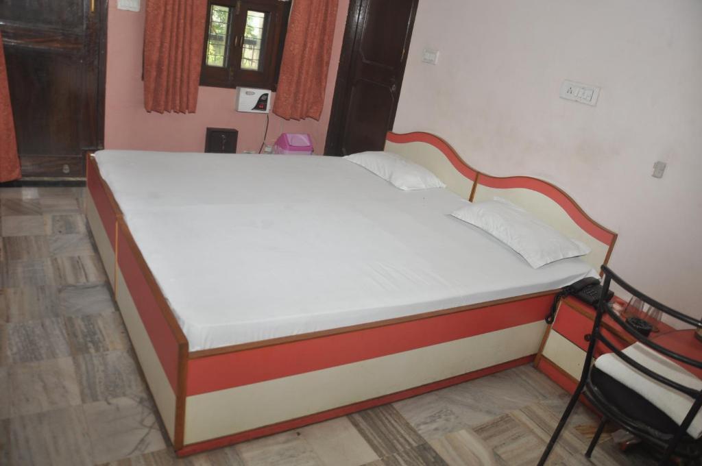 Guest house Aapnni Hotel 3*