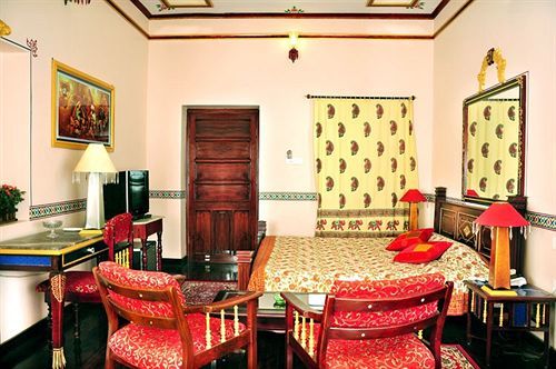 Vimal Heritage Hotel