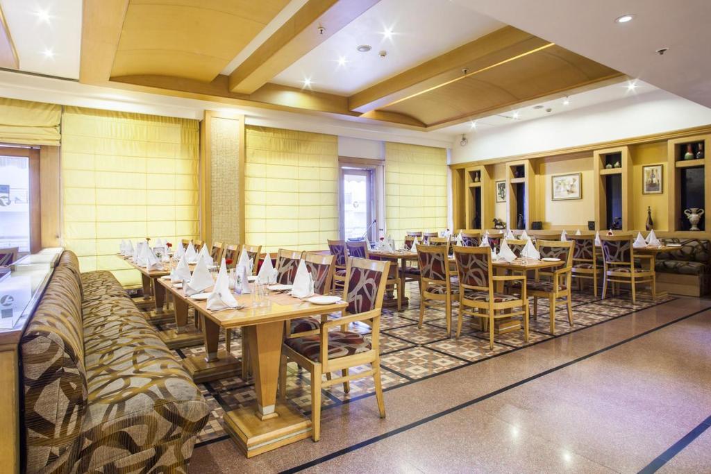 Clarion Bella Casa At Airport 4*