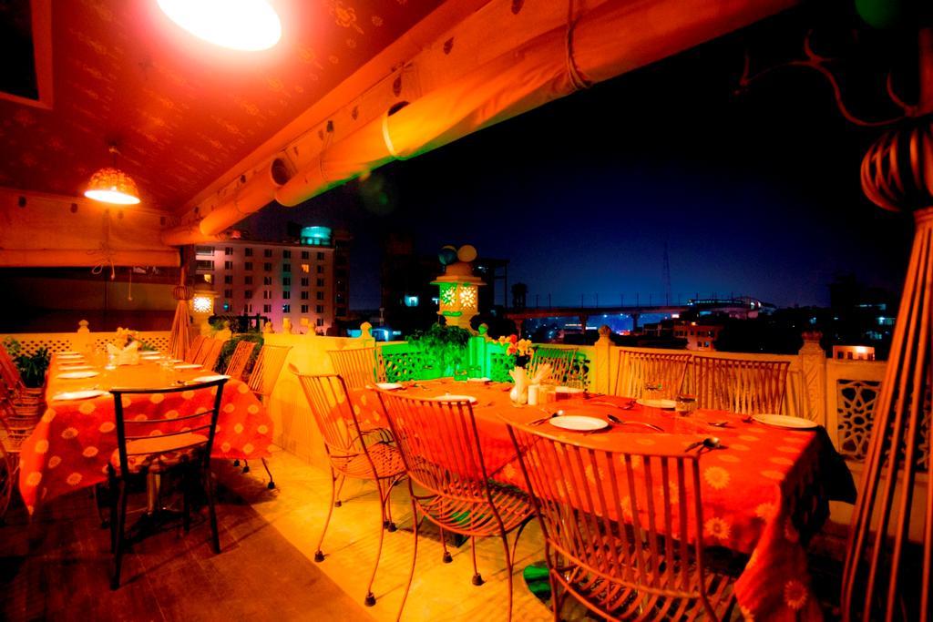 Hotel Nahargarh Haveli-near Train Station Metro Jaipur