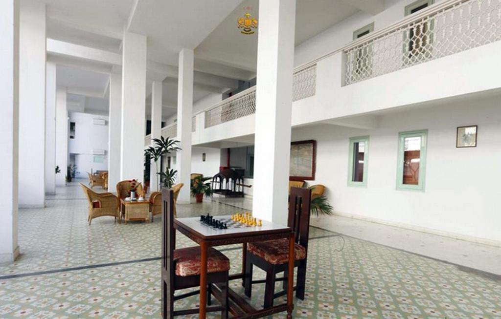 Hari Mahal Palace By Pachar Group 4*