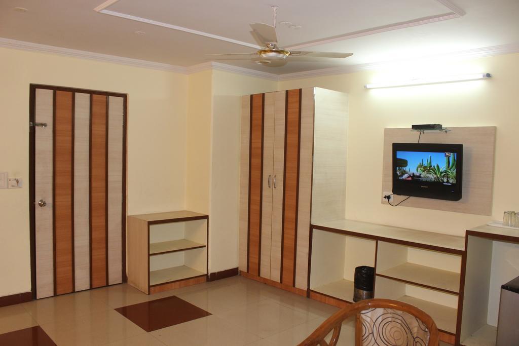 Muskan Palace 3*