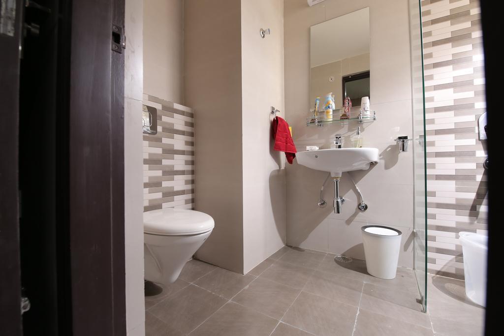 Urbanite Apartment