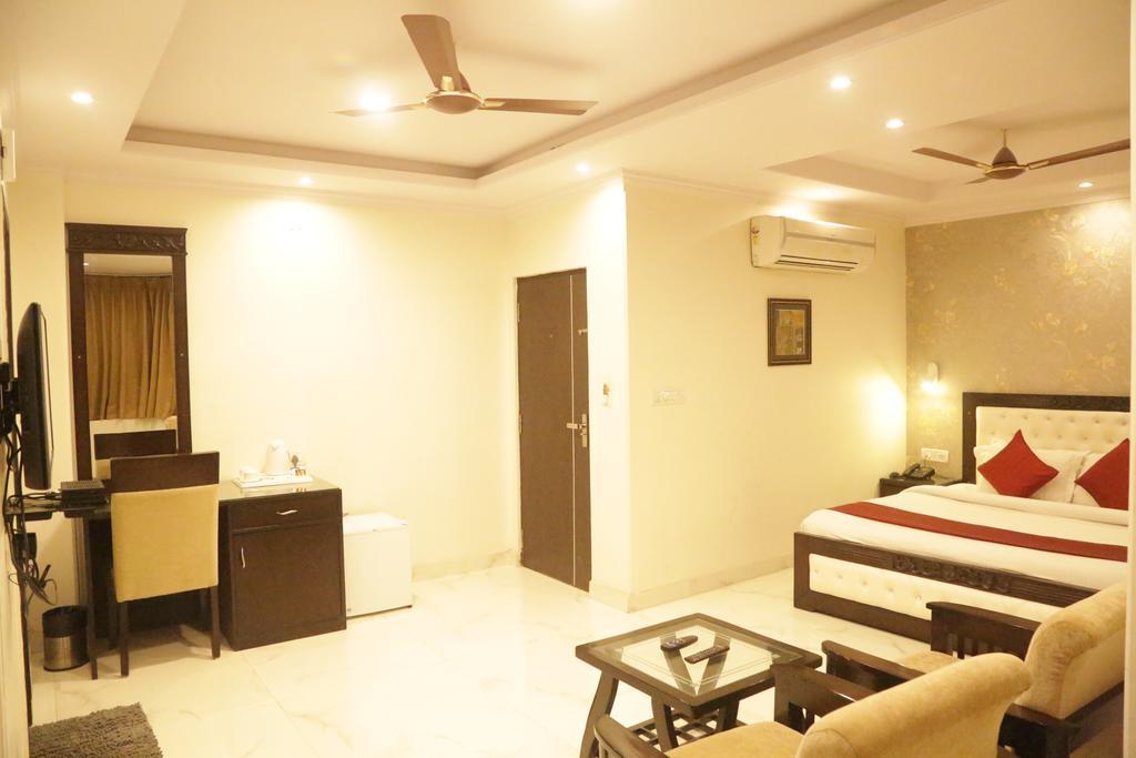 Eurasia Hotel 3*