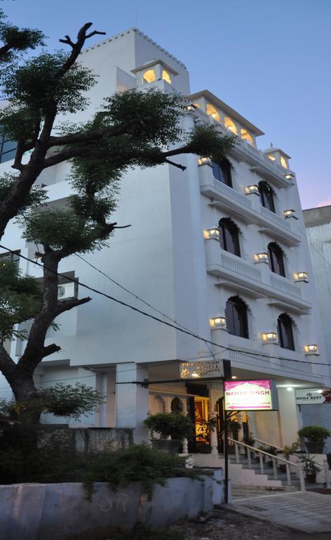 Nahar Singh Haveli Hotel
