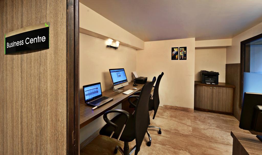 Leisure Grand Chanakya 4* Jaipur