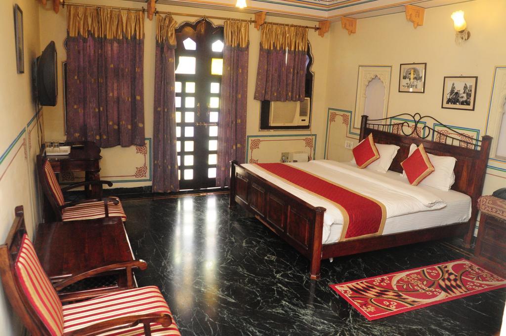 Sajjan Niwas Hotel