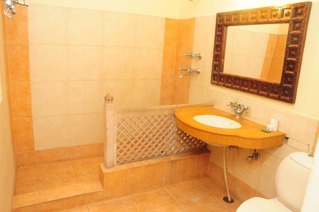 Hotel Sajjan Niwas