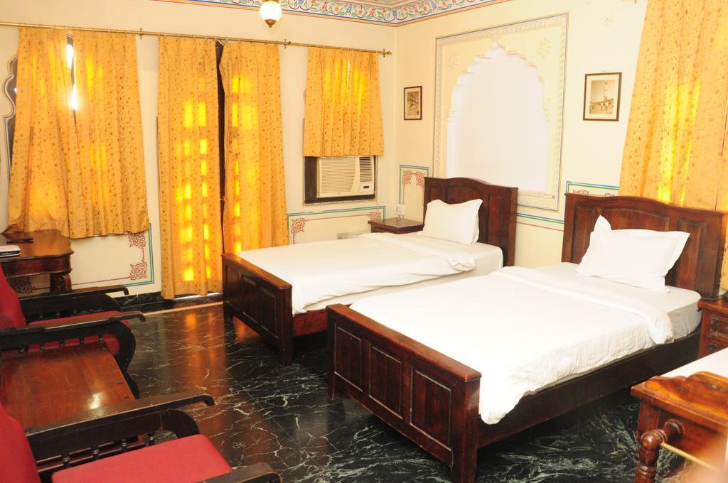 Hotel Sajjan Niwas Jaipur