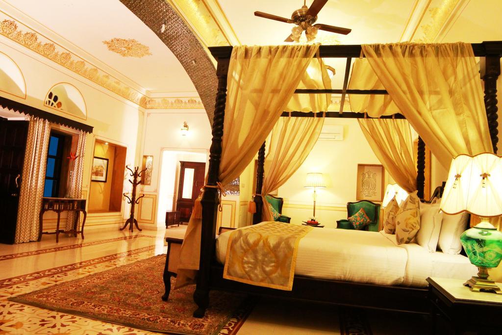 Grand Uniara A Heritage Hotel 4*