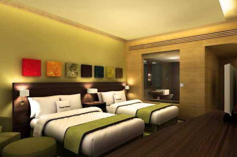 Hilton Hotel 5*