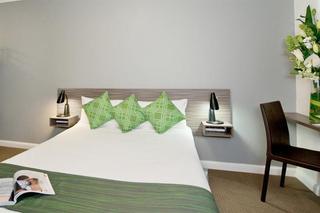 Hotel Leisure Grand Chanakya
