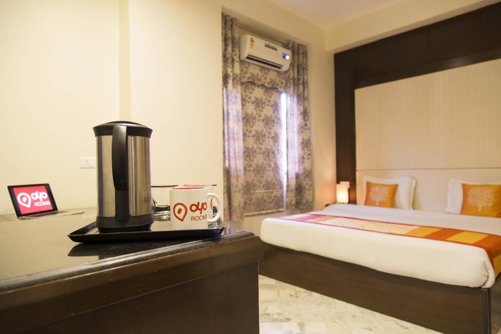 Oyo 1322 Galaxy Hotel