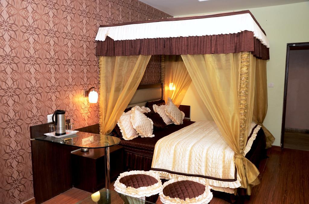 Hotel Kartikey