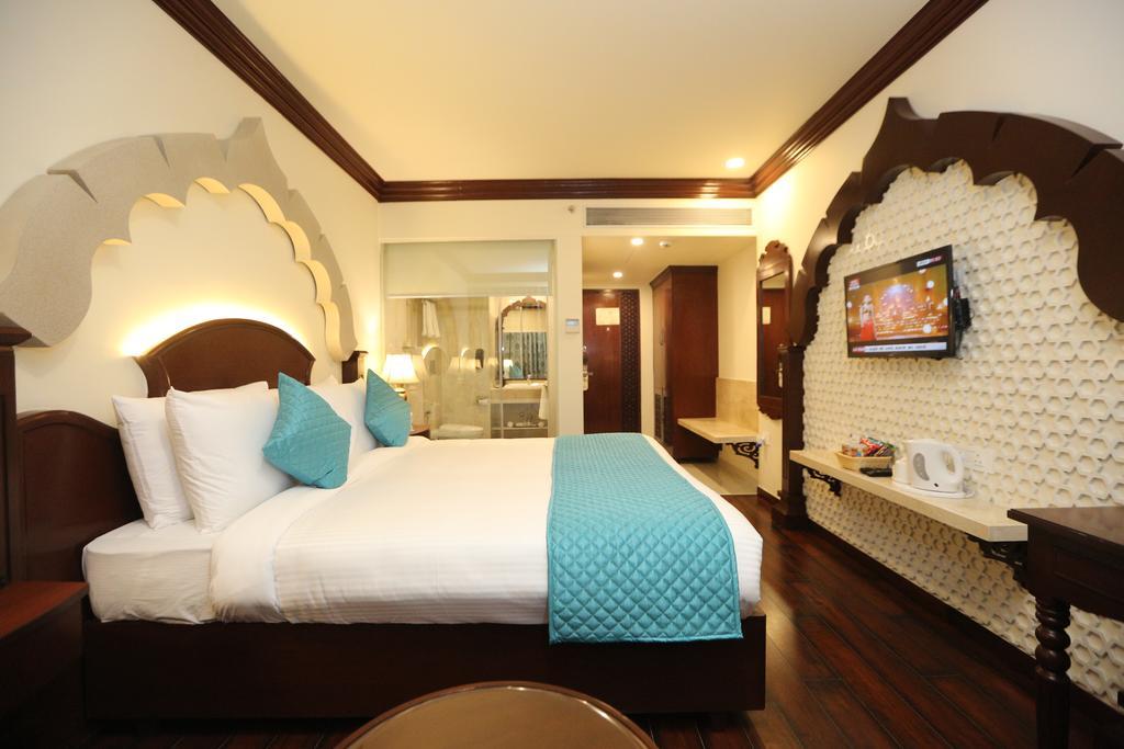 Comfort Sapphire Hotel