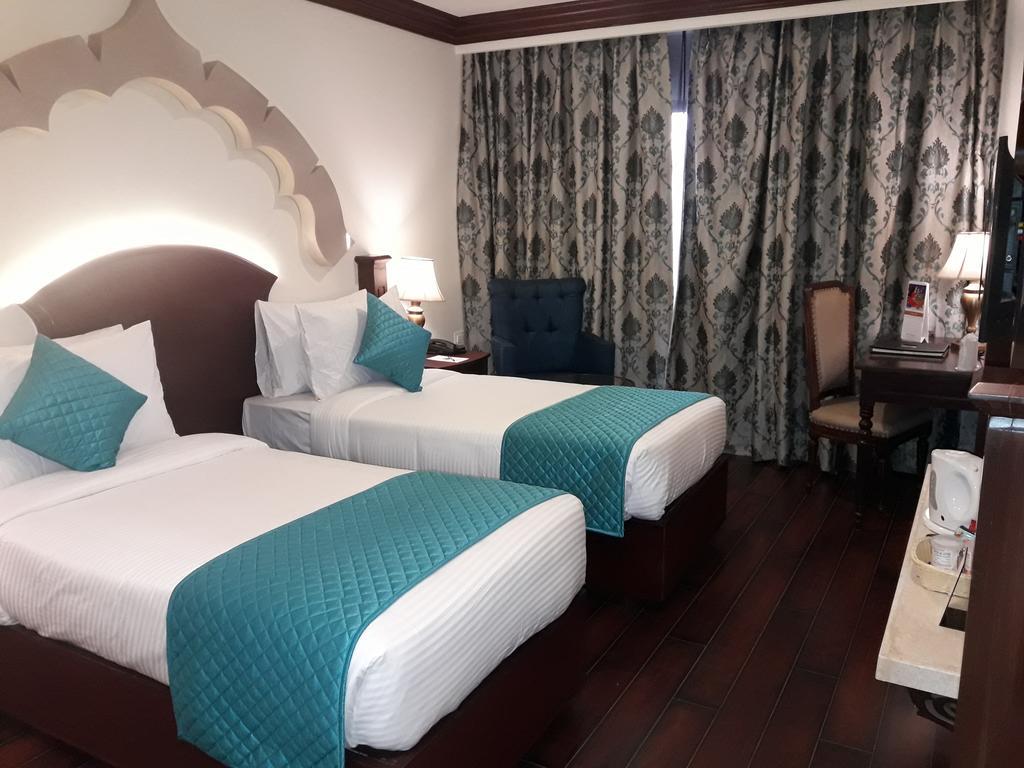 Comfort Sapphire Hotel