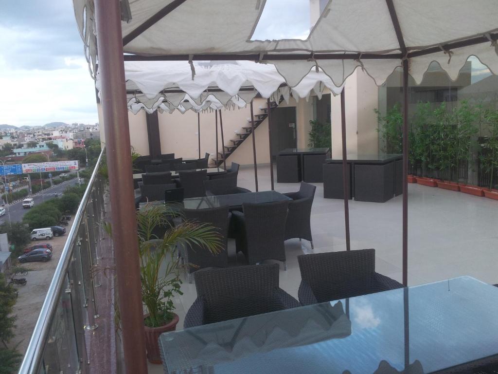 Hotel Savi Regency 2*