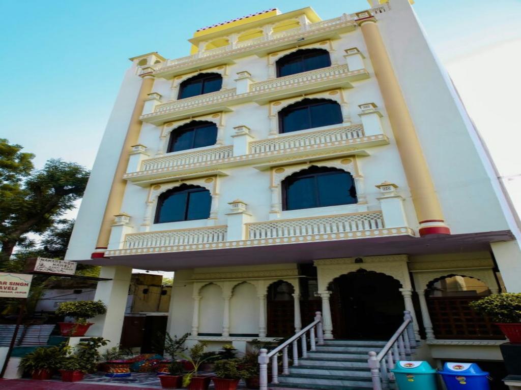 Nahar Singh Haveli Hotel 3*