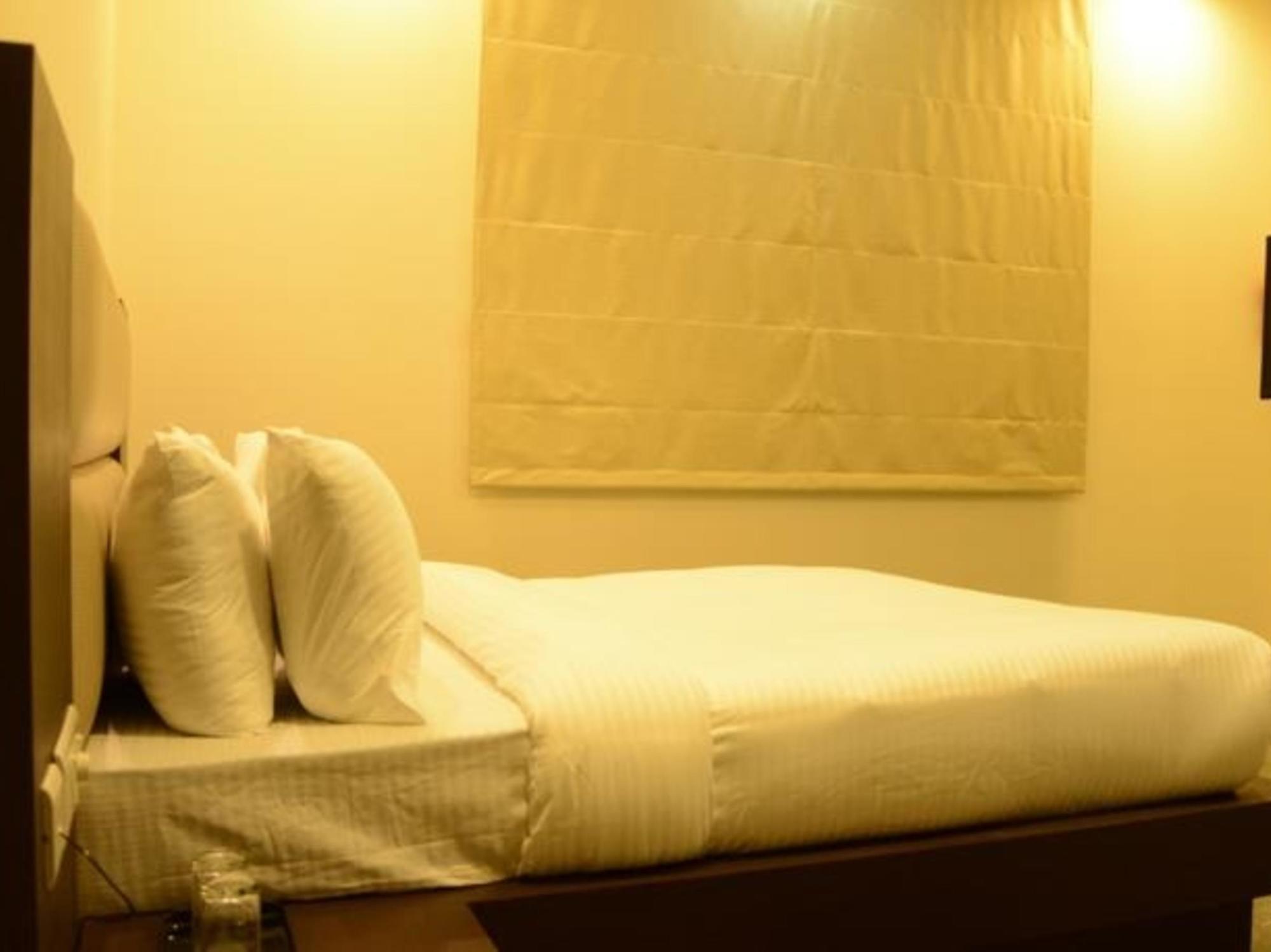 Hotel Fabhotel Resolute Gopalpura 3*