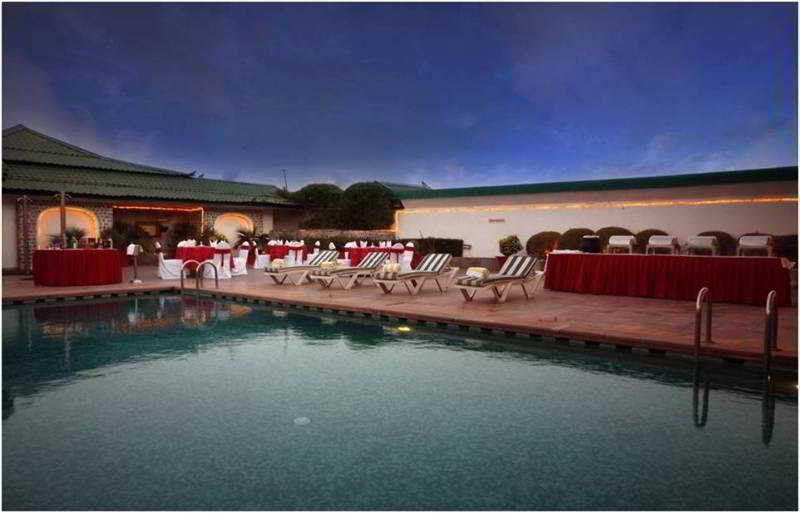 Radisson Center Hotel Jaipur