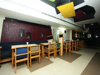 Collection O Blue Bird Hotel 4*